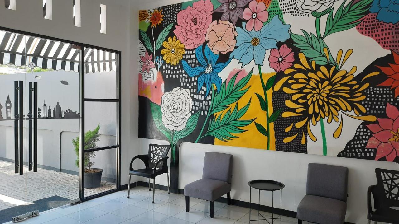 Cozy Stay Kupang Kupang  Dış mekan fotoğraf