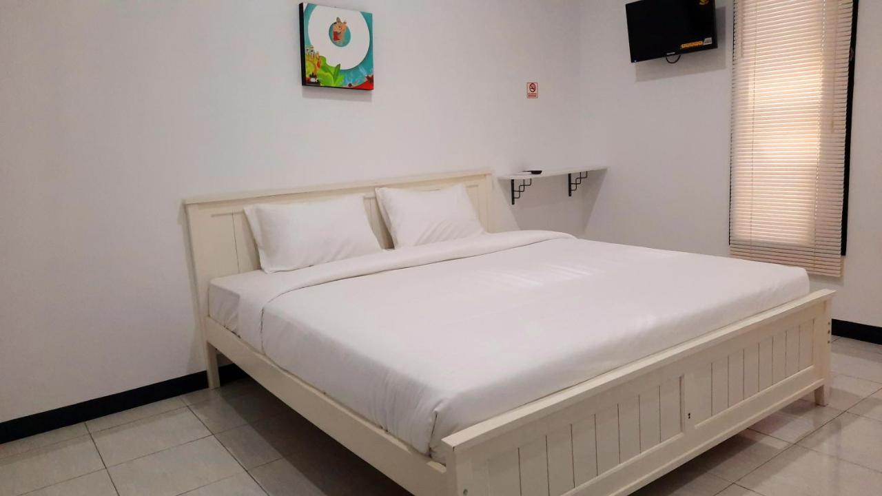 Cozy Stay Kupang Kupang  Dış mekan fotoğraf