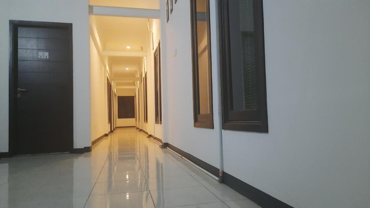 Cozy Stay Kupang Kupang  Dış mekan fotoğraf