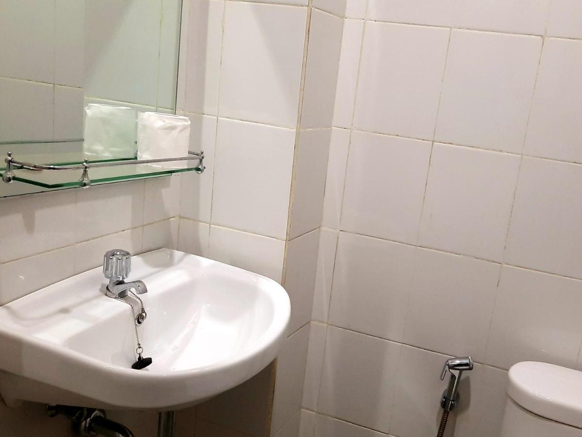 Cozy Stay Kupang Kupang  Dış mekan fotoğraf