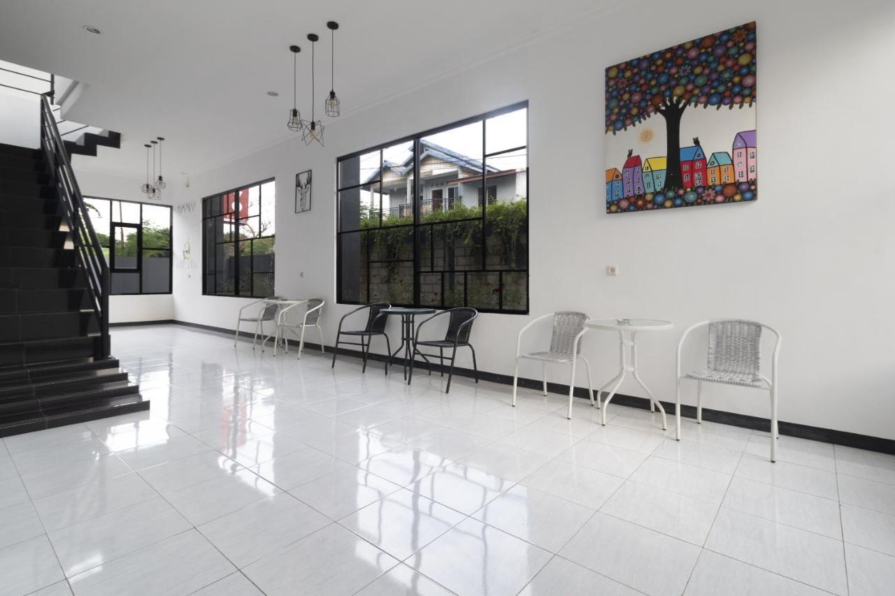 Cozy Stay Kupang Kupang  Dış mekan fotoğraf