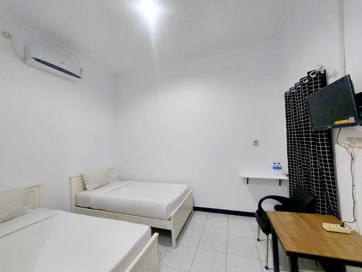 Cozy Stay Kupang Kupang  Dış mekan fotoğraf