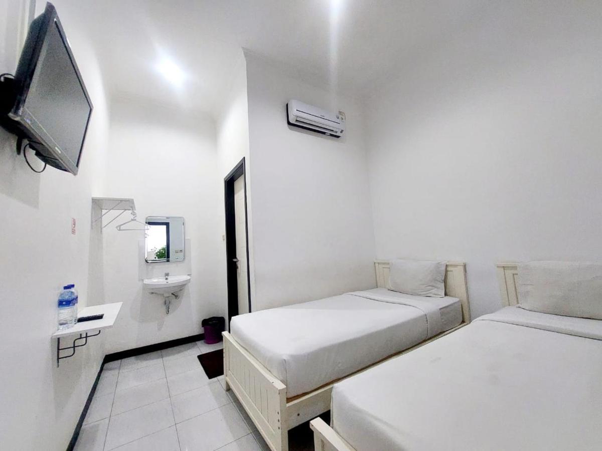Cozy Stay Kupang Kupang  Dış mekan fotoğraf
