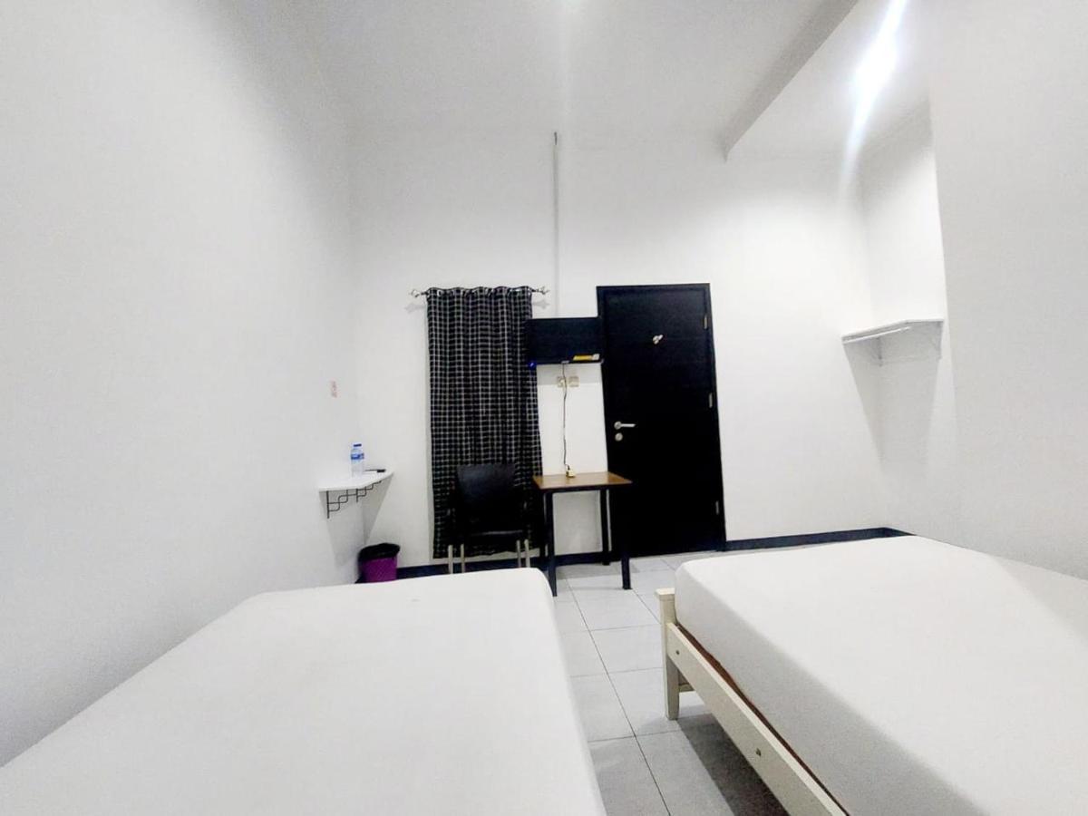 Cozy Stay Kupang Kupang  Dış mekan fotoğraf